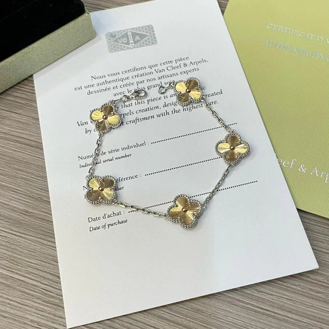 [Kincade Jewelrys]CLOVER 5 MOTIFS CHRISTMAS LIMITED EDITION BRACELET