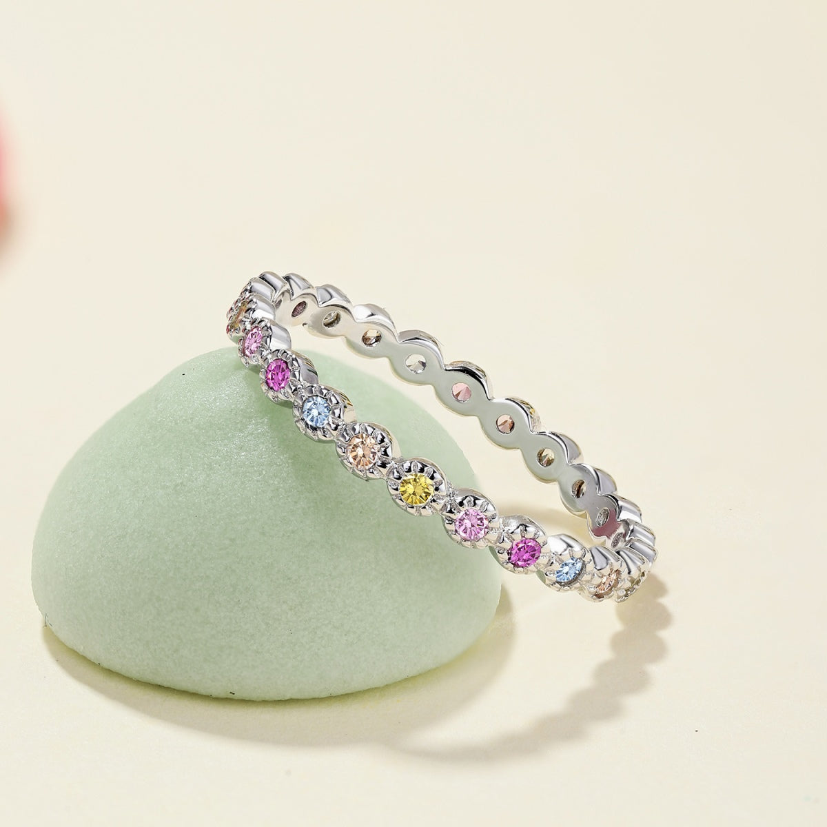 [Kincade Jewelrys]Radiant Sparkling Round Cut Daily Ring