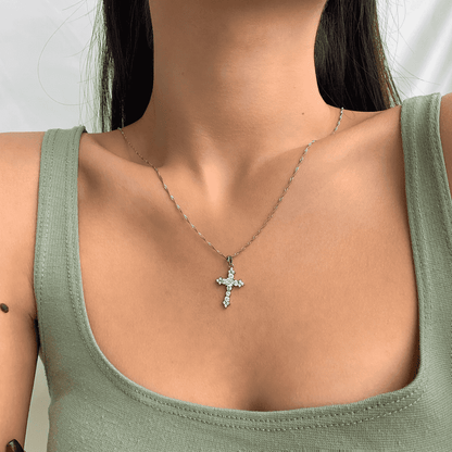 [Joyas Kincade]Delicado collar con forma de cruz