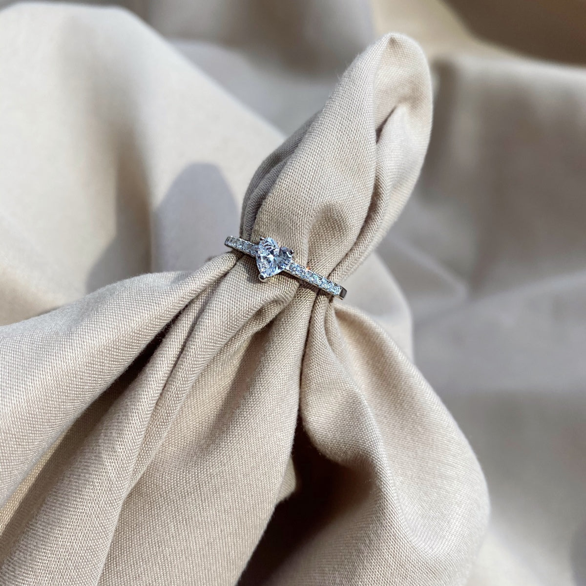 [Kincade Jewelrys]0.5 Carat CaratEternity Charming Heart Shape Lover Ring