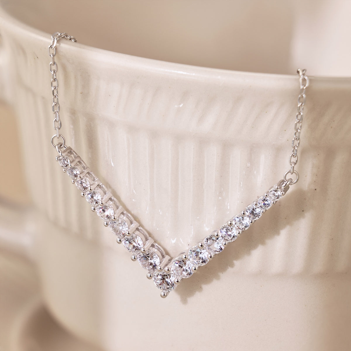 [Kincade Jewelrys]Ornate Round Cut Necklace