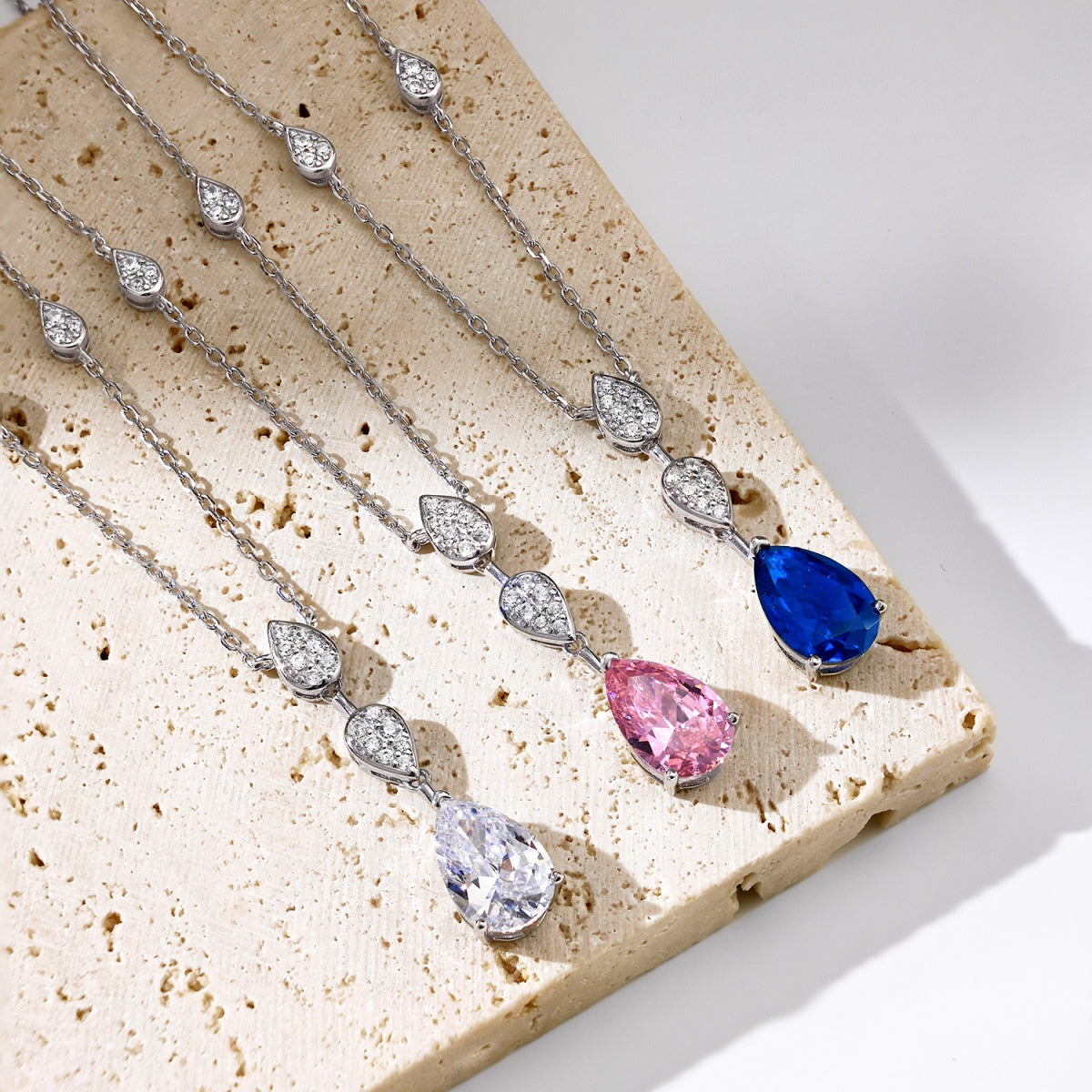 [Kincade Jewelrys]Dazzling Pear Cut Necklace