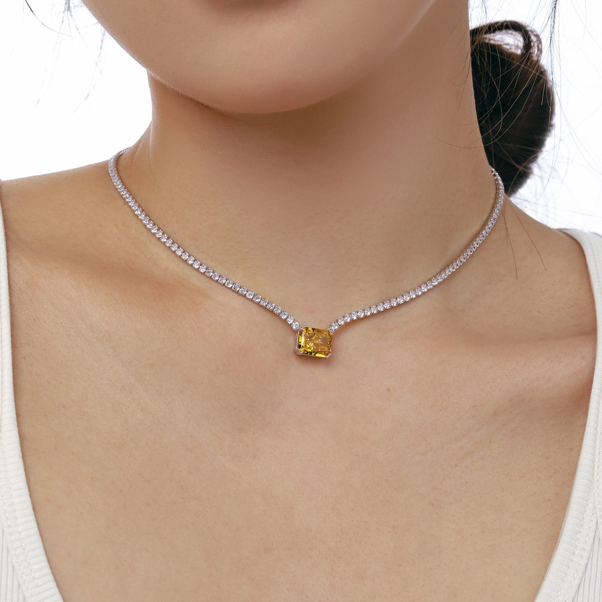 [Kincade Jewelrys]4.0 Carat Elegant Radiant Cut Necklace