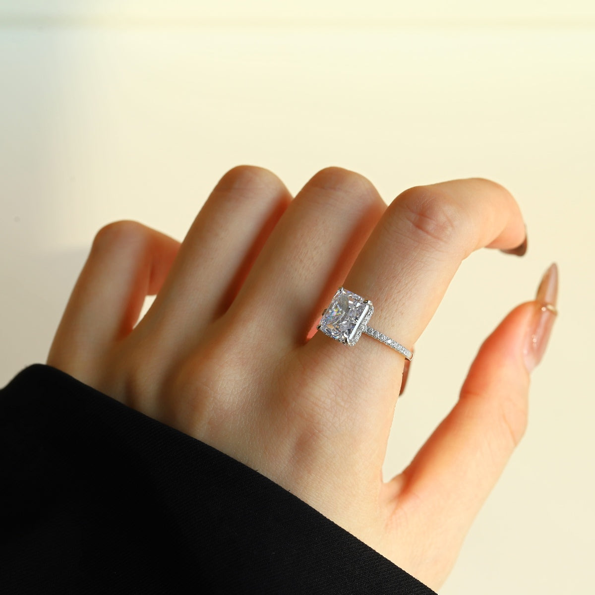 [Kincade Jewelrys]4.0 Carat Luxurious Engagement Ring