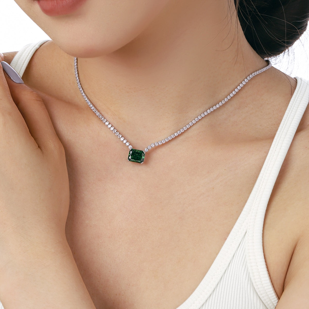 [Kincade Jewelrys]4.0 Carat Elegant Radiant Cut Necklace