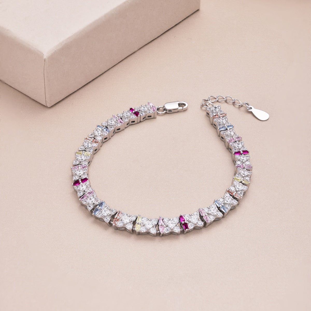 [Kincade Jewelrys]Unique Colorful Flower Shape Daily Bracelet