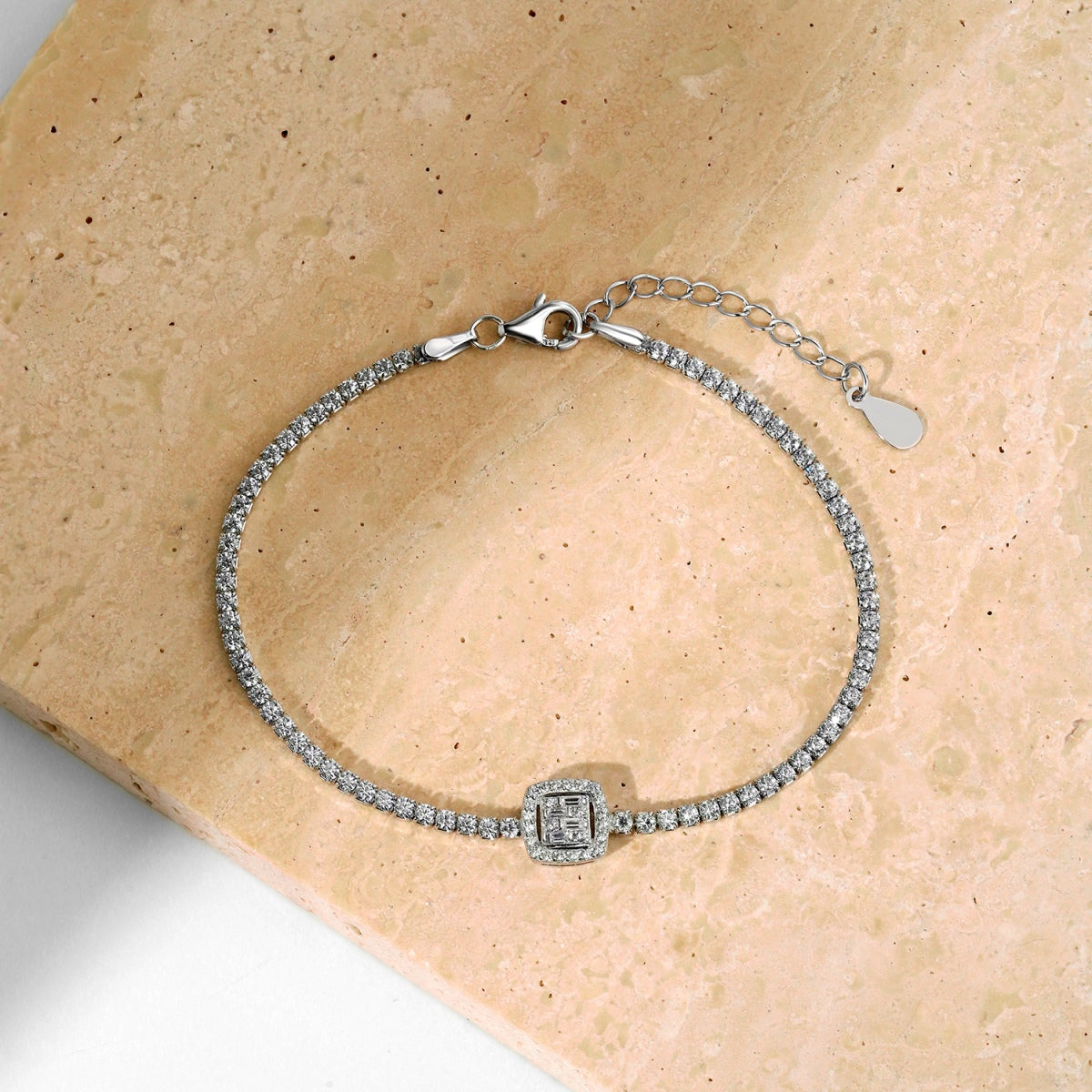[Kincade Jewelrys]Luxurious Dazzling Square Shape Banquet Bracelet