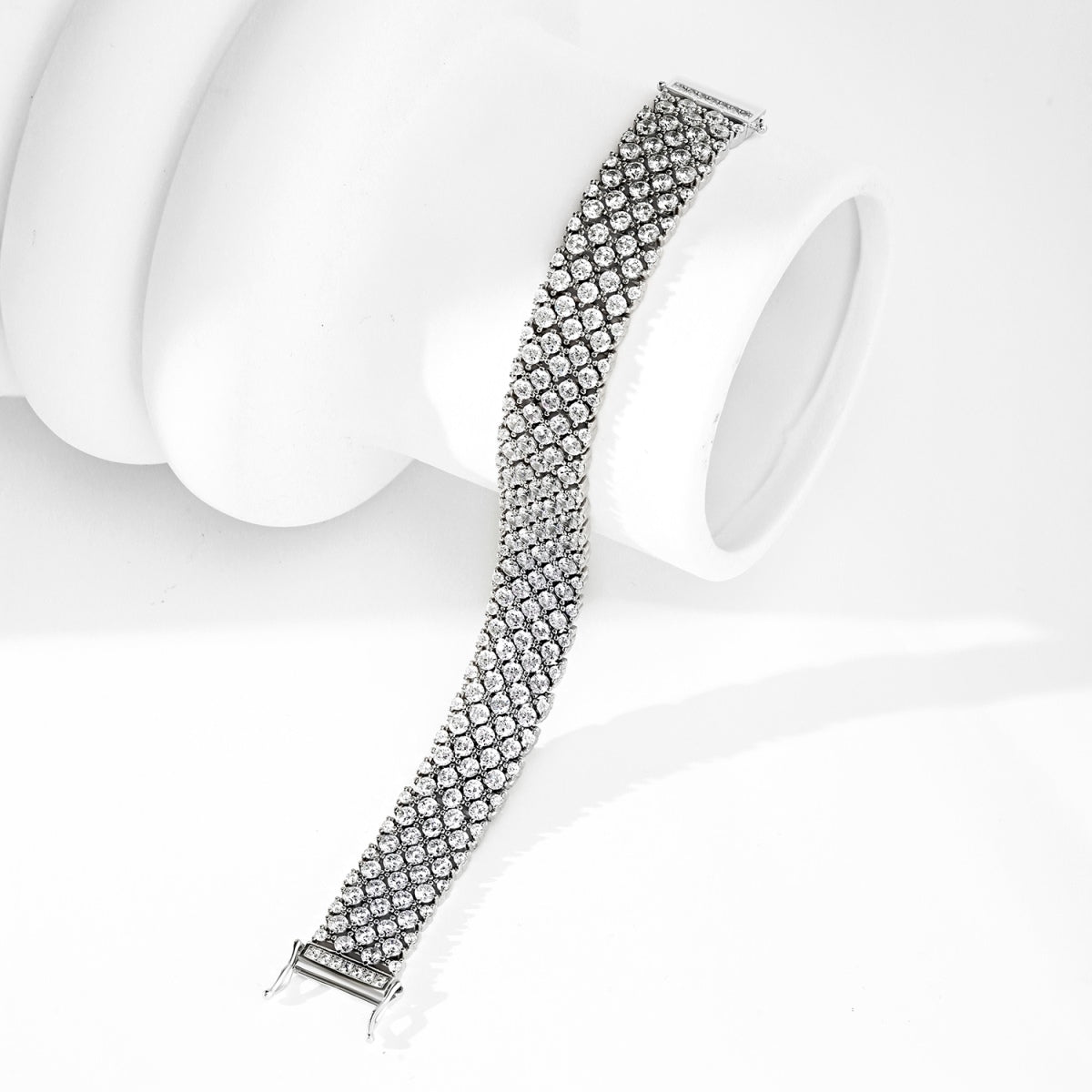 [Kincade Jewelrys]Ornate Elegant Round Cut Party Bracelet