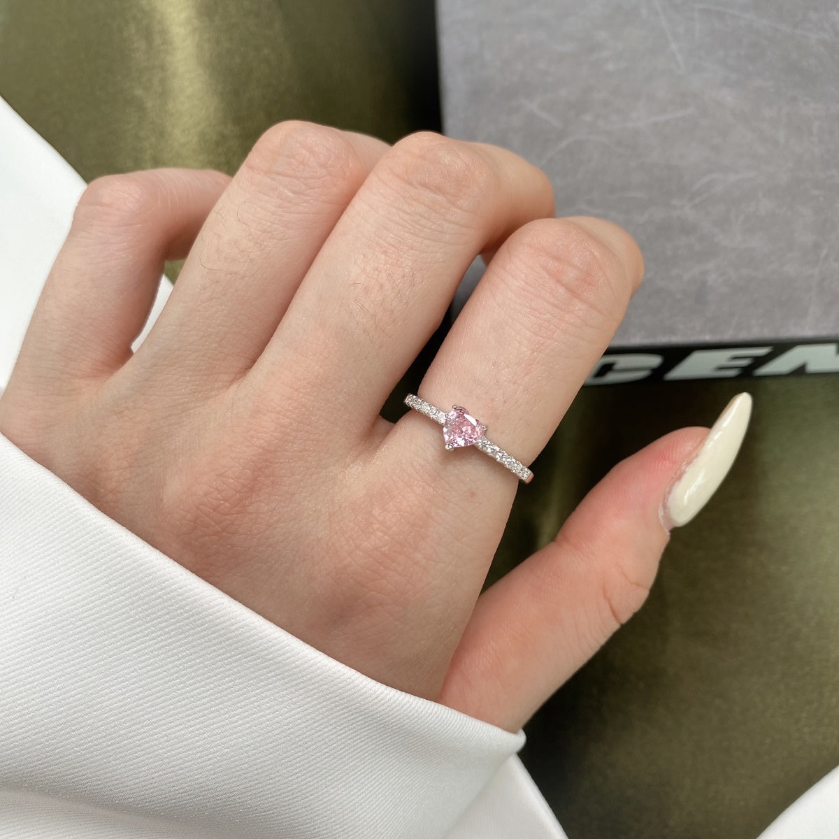 [Kincade Jewelrys]0.5 Carat CaratEternity Charming Heart Shape Lover Ring
