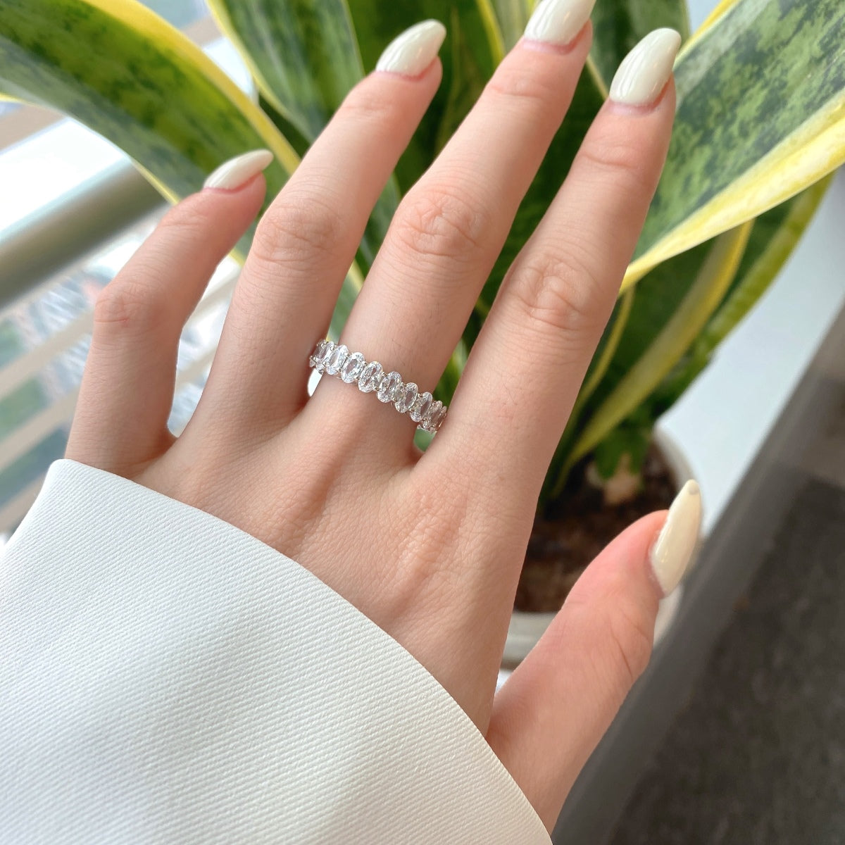 [Kincade Jewelrys]Ornate Oval Cut Tennis Ring