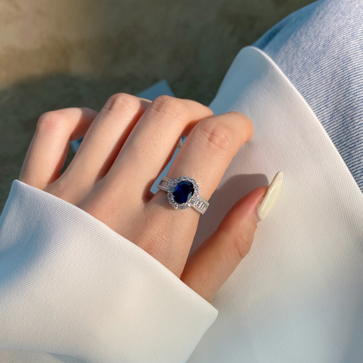 [Kincade Jewelrys]1.5 Carat Dazzling Charming Oval Cut Banquet Ring