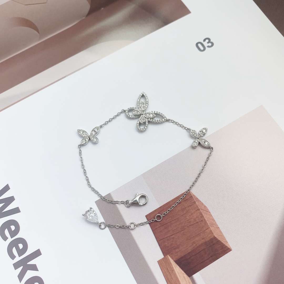 [Kincade Jewelrys]Delicate Butterfly Pendant Bracelet