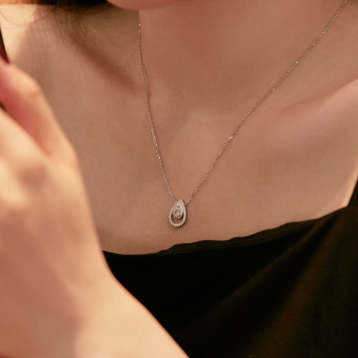 [Kincade Jewelrys]Sparkling Pear Cut Necklace