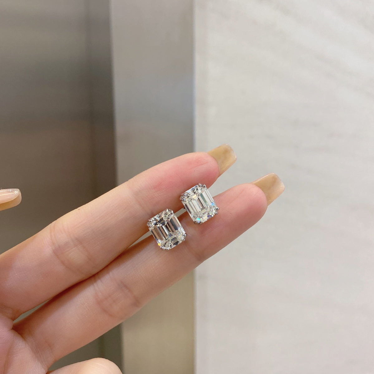 [Kincade Jewelrys]Dazzling Square Shape Earrings