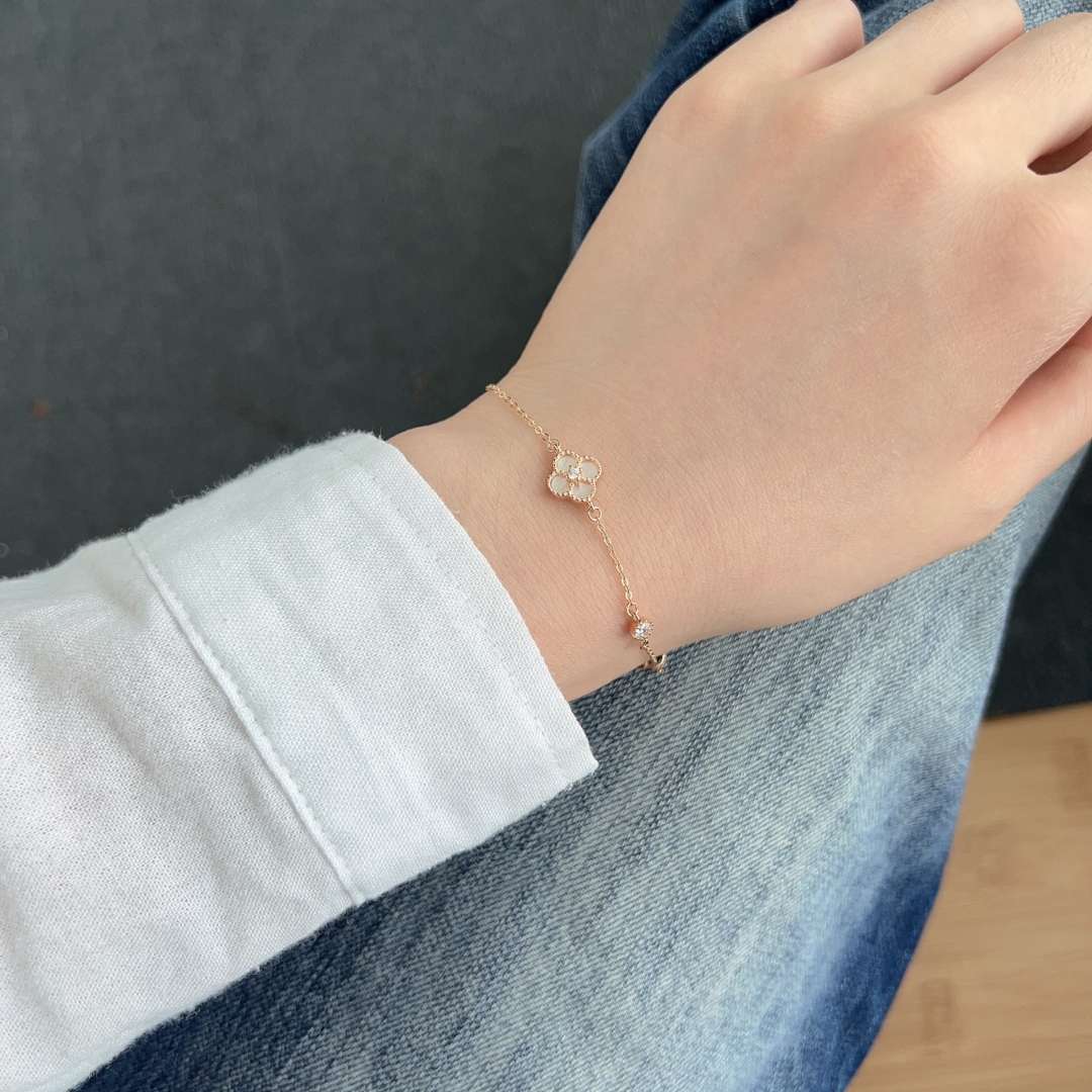 [Kincade Jewelrys]Delicate Four Leaf Clover Bracelet