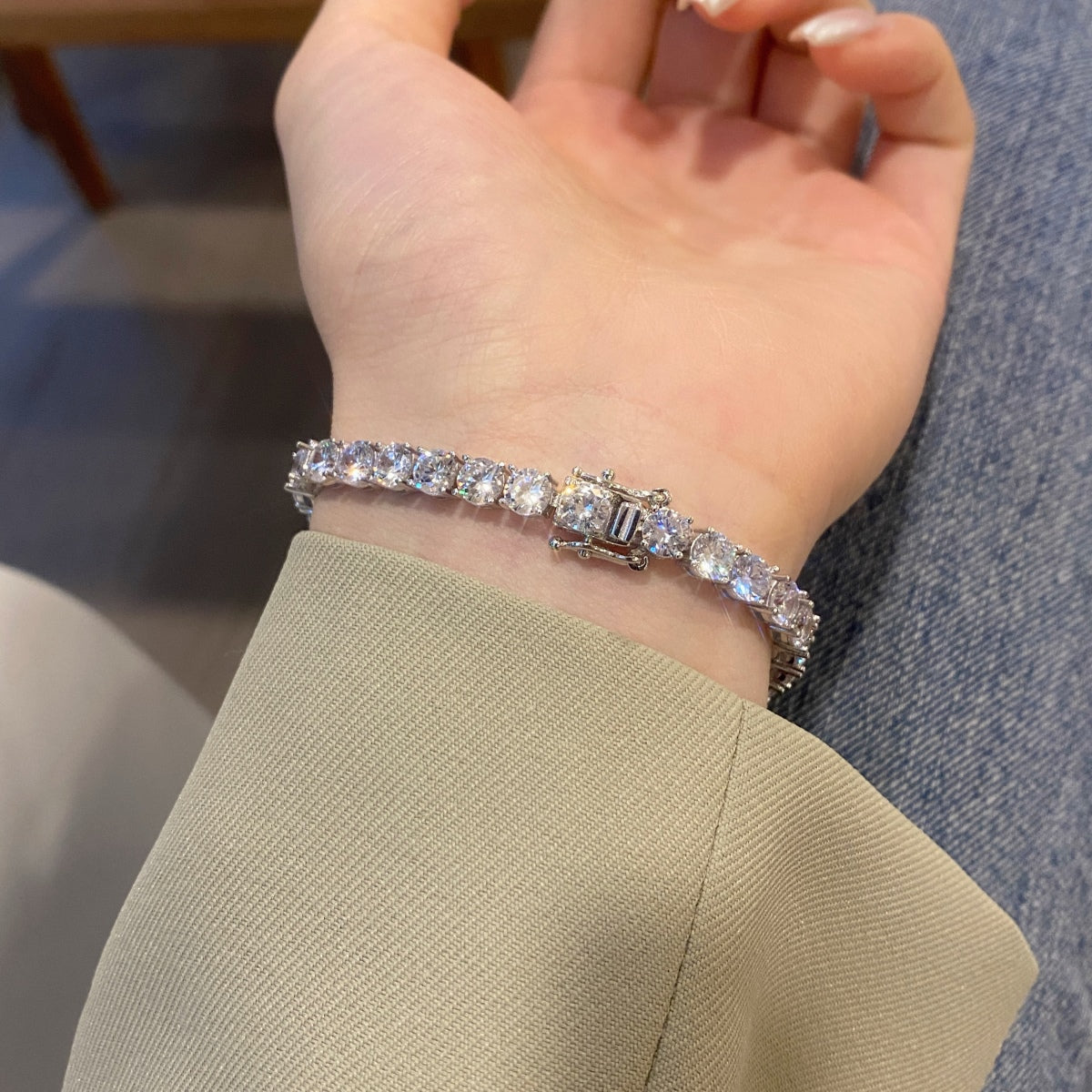 [Kincade Jewelrys]Ornate Sparkling Round Cut Wedding Bracelet