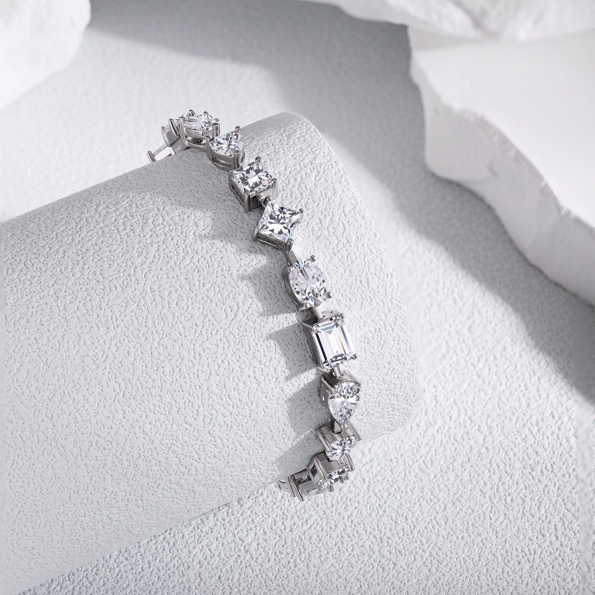 [Kincade Jewelrys]Unique Exquisite Multi Cut Daily Bracelet