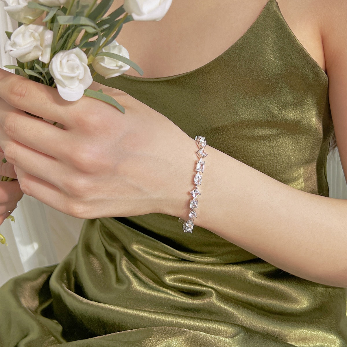 [Kincade Jewelrys]Unique Exquisite Multi Cut Daily Bracelet