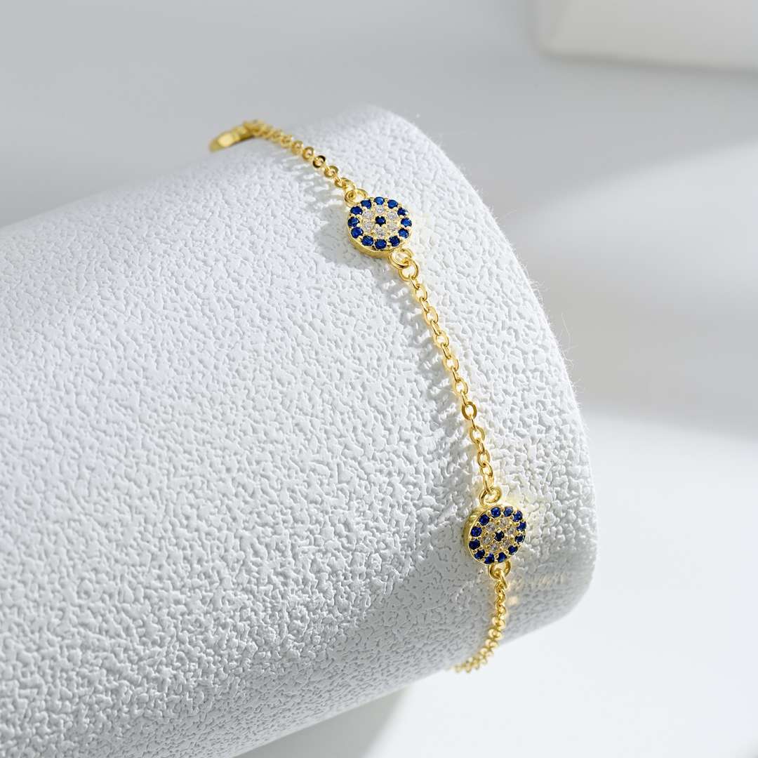 [Joyas Kincade] Collar con colgante redondo delicado