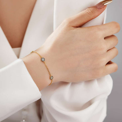 [Joyas Kincade] Collar con colgante redondo delicado
