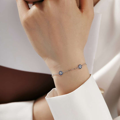 [Joyas Kincade] Collar con colgante redondo delicado