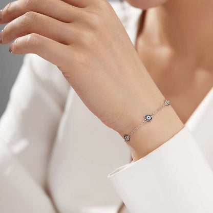 [Joyas Kincade] Collar con colgante redondo delicado