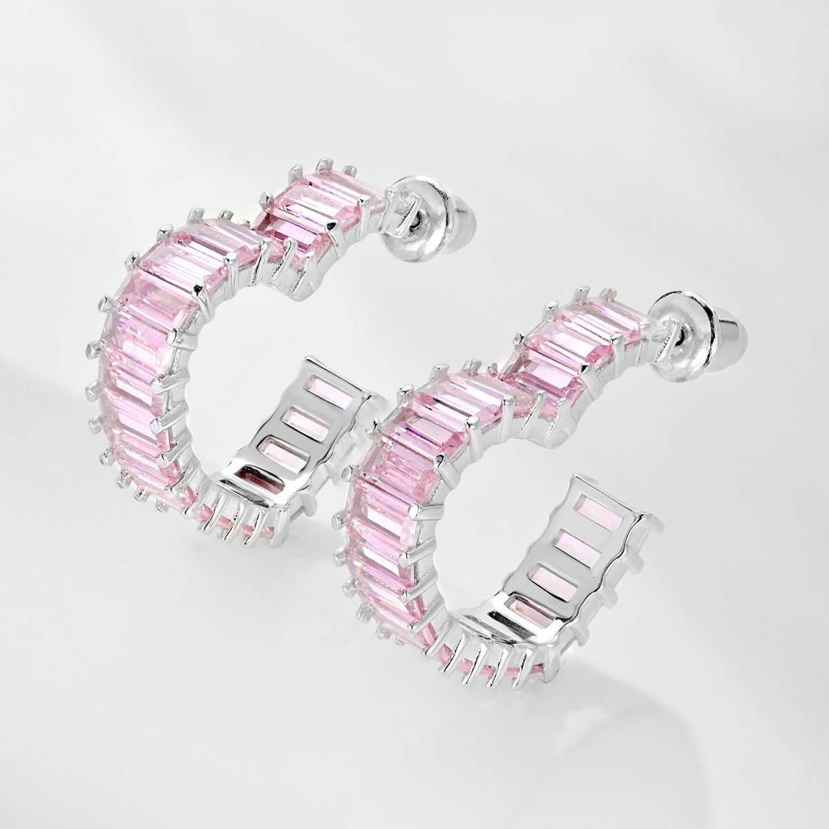 [Kincade Jewelrys]Radiant Heart Cutout Earrings