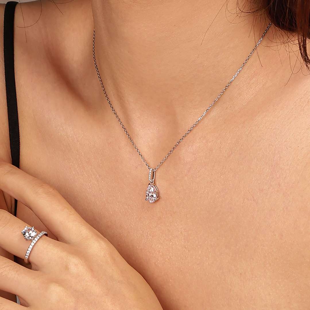 [Kincade Jewelrys]Delicate Water Drop Shape Fashion Necklace