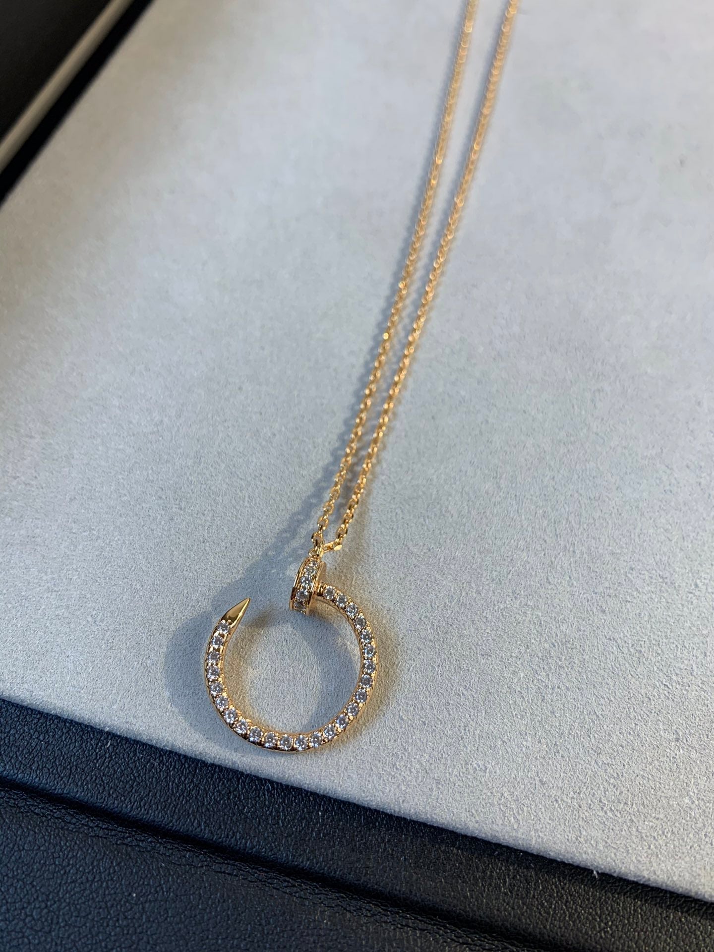 [Kincade Jewelrys] COLLAR JUSTE ORO ROSA DIAMANTES 