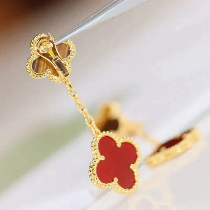 [Kincade Jewelrys] PENDIENTES DE CORNALINA CON OJO DE TIGRE Y MOTIVO DE TRÉBOL 2
