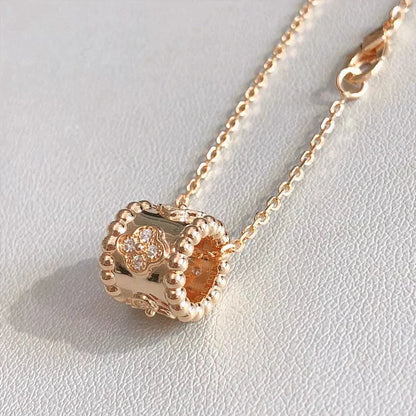 [Joyas Kincade] COLLAR CON PEDANTE DE PERLEE ORO / ORO ROSA