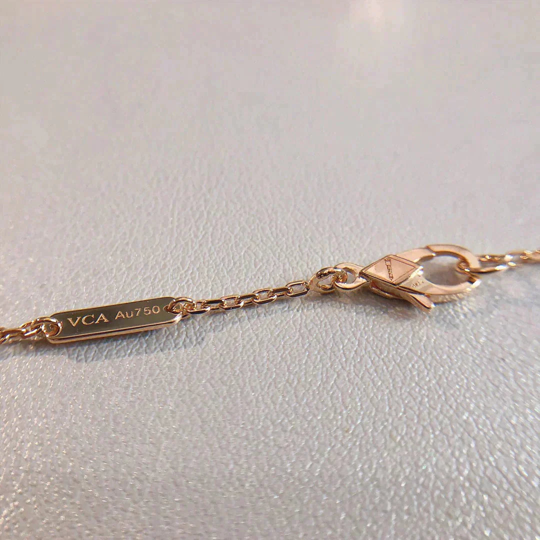 [Joyas Kincade] COLLAR CON PEDANTE DE PERLEE ORO / ORO ROSA