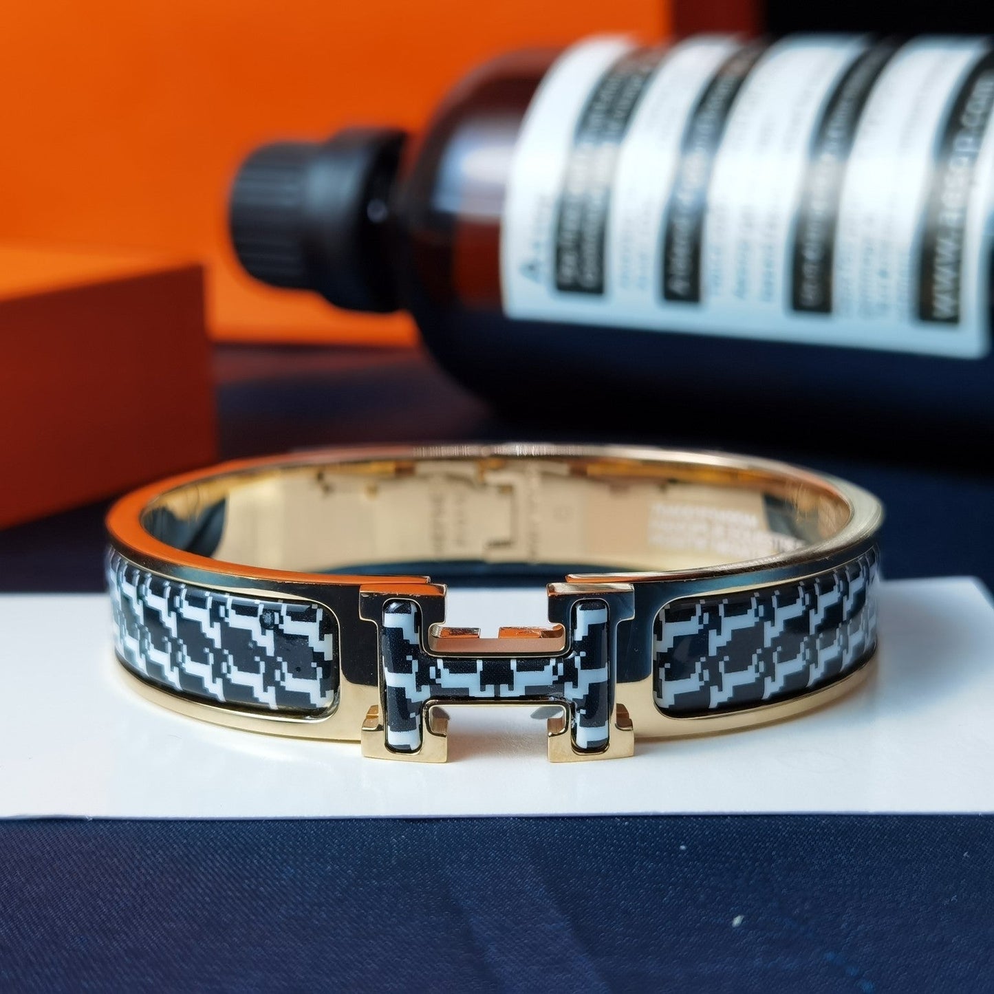 [Kincade Jewelrys]H HORSE BRACELET 12MM