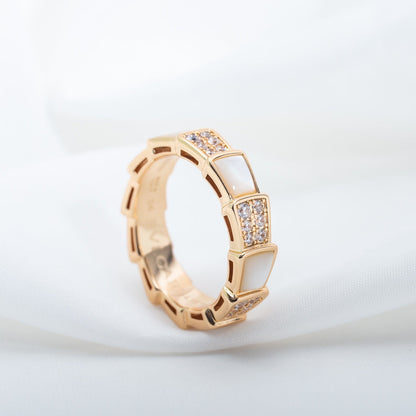 [Kincade Jewelrys] ANILLO SERPENTI DE ORO ROSA CON DIAMANTES PAVÉ 4 MM