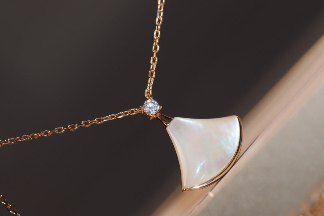 [Kincade Jewelrys]DREAM NECKLACE WHITE MOP PINK GOLD 1 DIAMOND