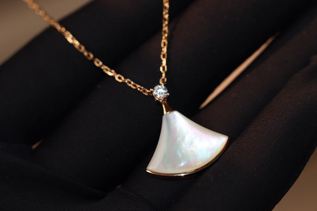 [Kincade Jewelrys]DREAM NECKLACE WHITE MOP PINK GOLD 1 DIAMOND