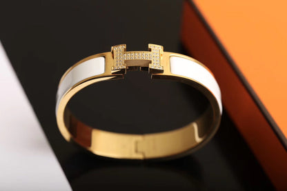 [Joyas Kincade]Pulsera H de oro y diamantes