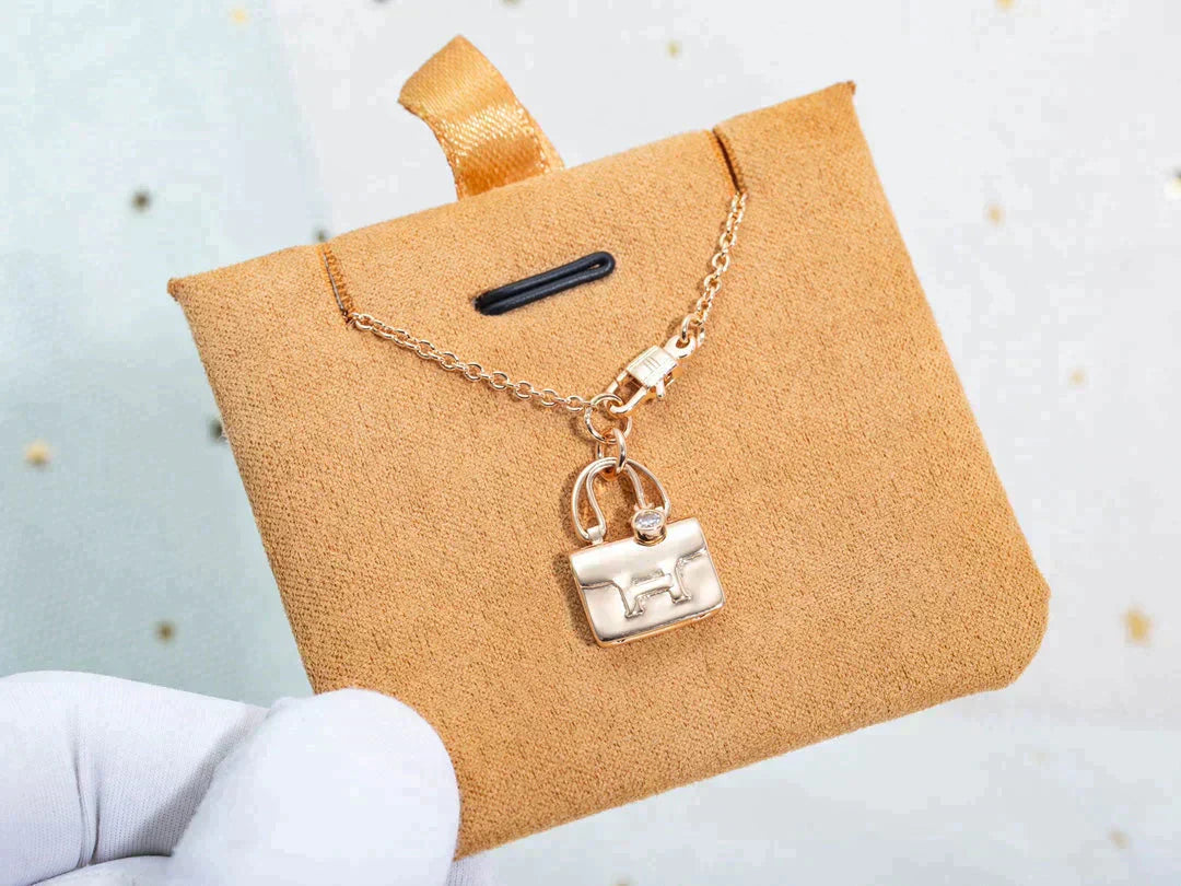 [Kincade Jewelrys]AMULETTE PEDANT ROSE GOLD NECKLACE
