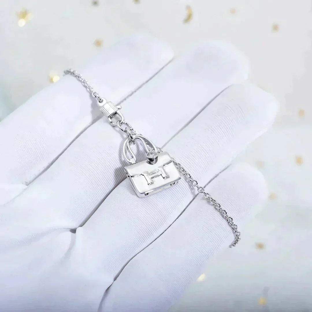 [Kincade Jewelrys]AMULETTE PEDANT SILVER NECKLACE