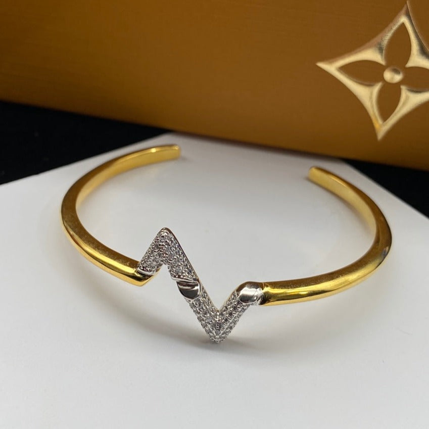 [Kincade Jewelrys]VOLTE UPSITE DOWN DIAMOND GOLD OPEN BRACELET