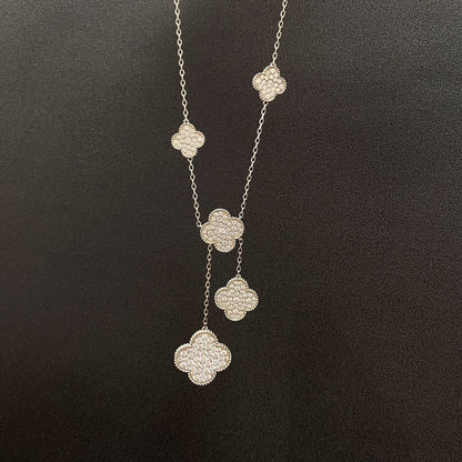 [Kincade Jewelrys] COLLAR DE PLATA Y DIAMANTES CON 5 MOTIVOS DE TRÉBOL