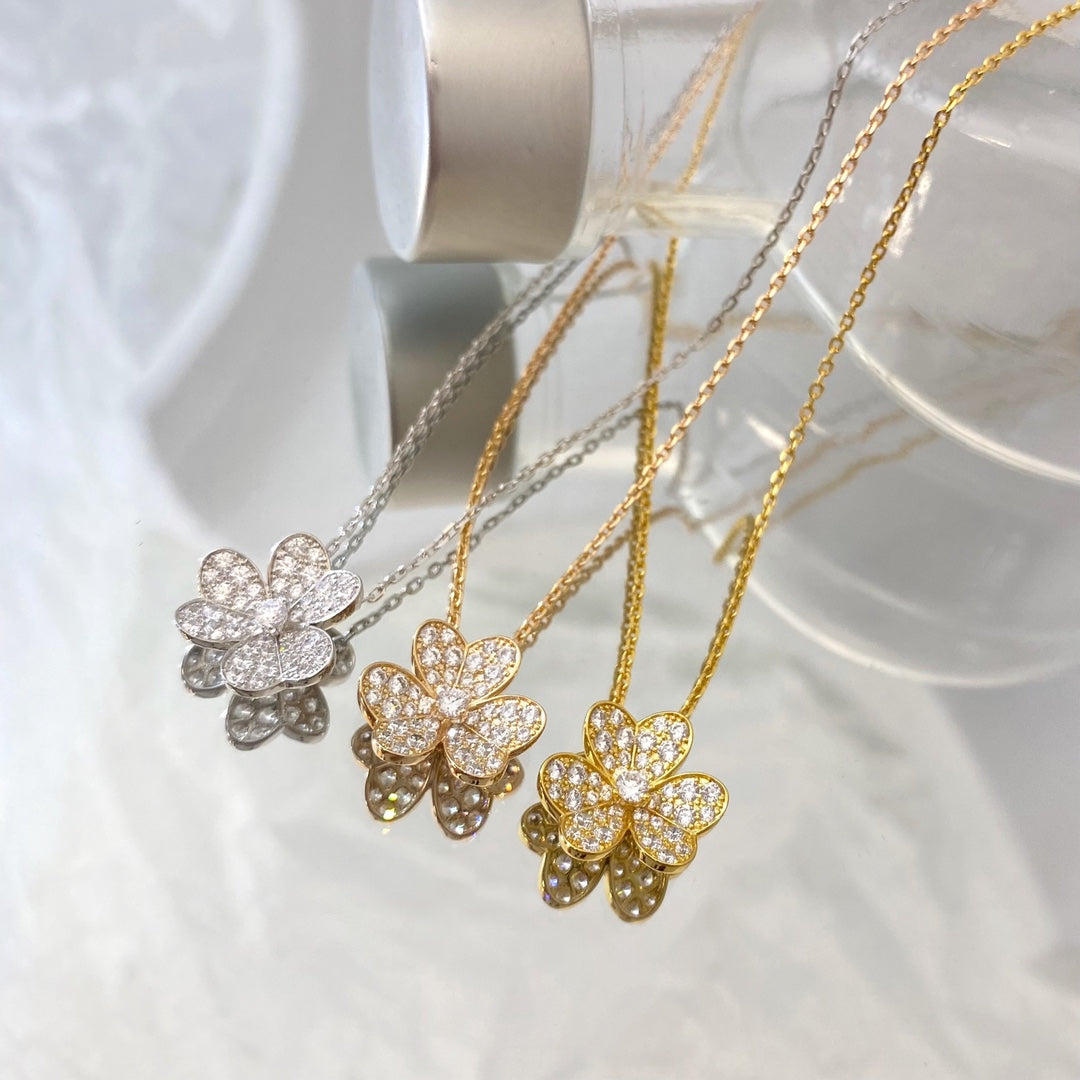 [Kincade Jewelrys]FLOWER DIAMOND NECKLACE