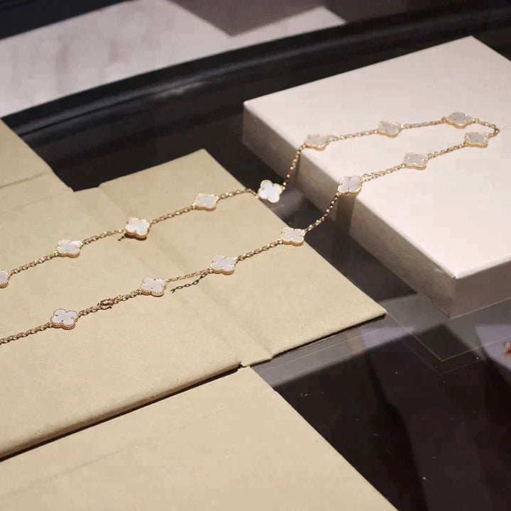 [Kincade Jewelrys]CLOVER 20 MOTIFS WHITE MOP NECKLACE