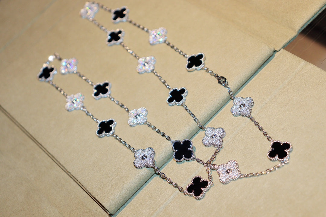 [Kincade Jewelrys]CLOVER 20 MOTIFS ONYX DIAMOND SILVER