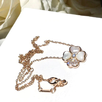 [Kincade Jewelrys] COLLAR DE ORO ROSA CON DIAMANTES Y TRÉBOL