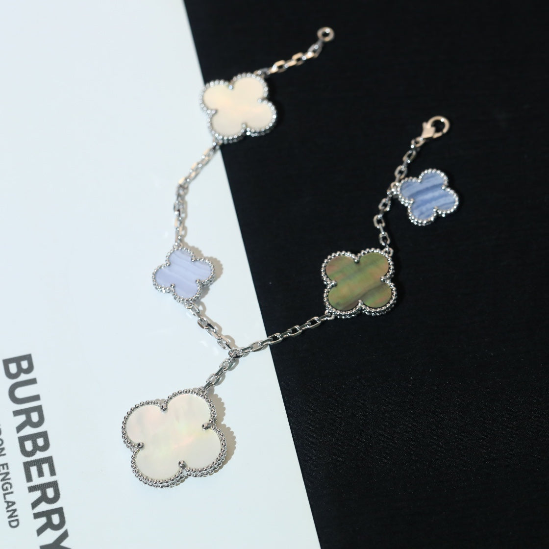 [Kincade Jewelrys]CLOVER BRACELET 5 MOTIFS MOP CHALCEDONY SILVER