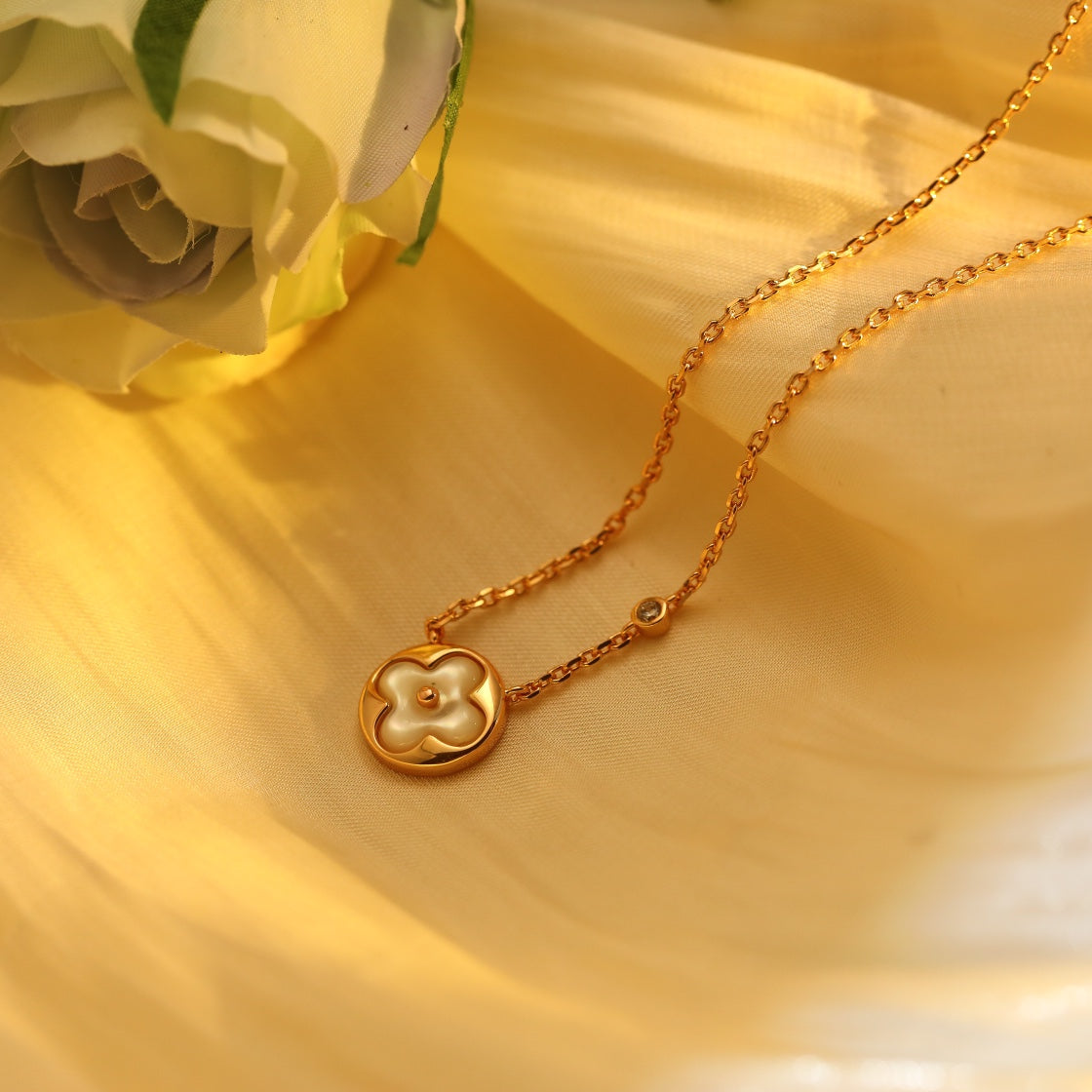 [Kincade Jewelrys]SUN PEDANT PINK GOLD 1 DIAMOND NECKLACE