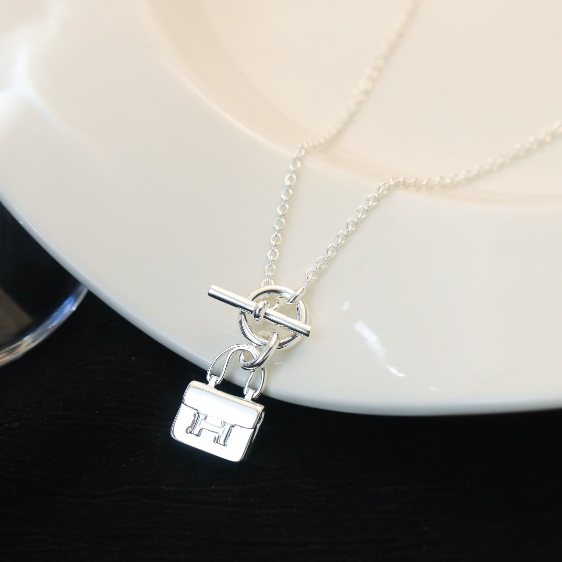 [Joyas Kincade] COLLAR DE PLATA CON PEDANTE POP H