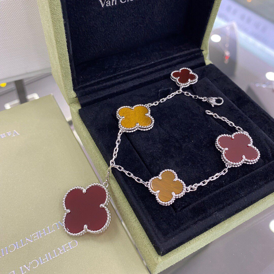 [Kincade Jewelrys] PULSERA DE OJO DE TIGRE CON CORNALINA DE PLATA CON 5 MOTIVOS DE TRÉBOL