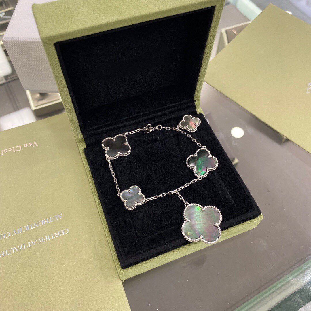 [Kincade Jewelrys]CLOVER 5 MOTIFS SIVLER DARK MOP BRACELET